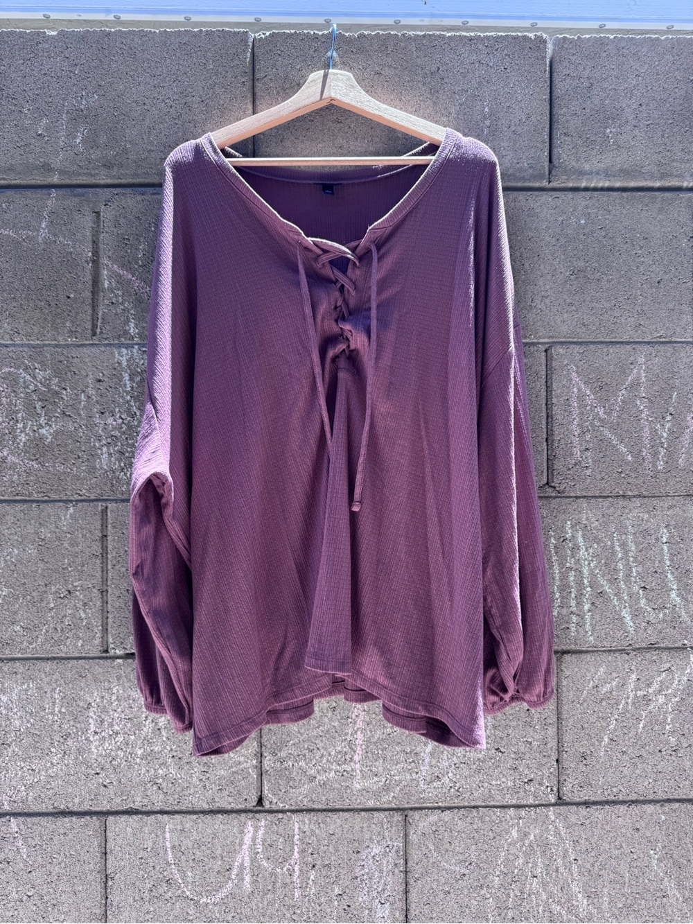 torrid Plum mauve Lace-Up Waffle Knit Long balloon Sleeve Top size 5